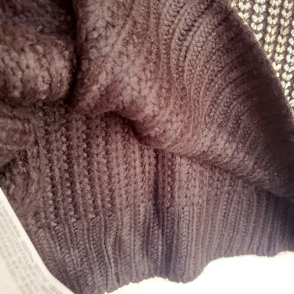 Crop Metallic Gold Black Cable Knit Sweater NWT Size L - Picture 6 of 16